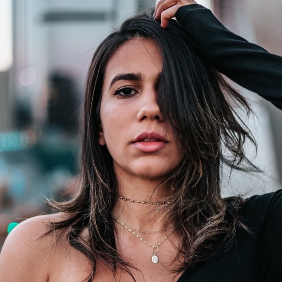 paulineytr54r